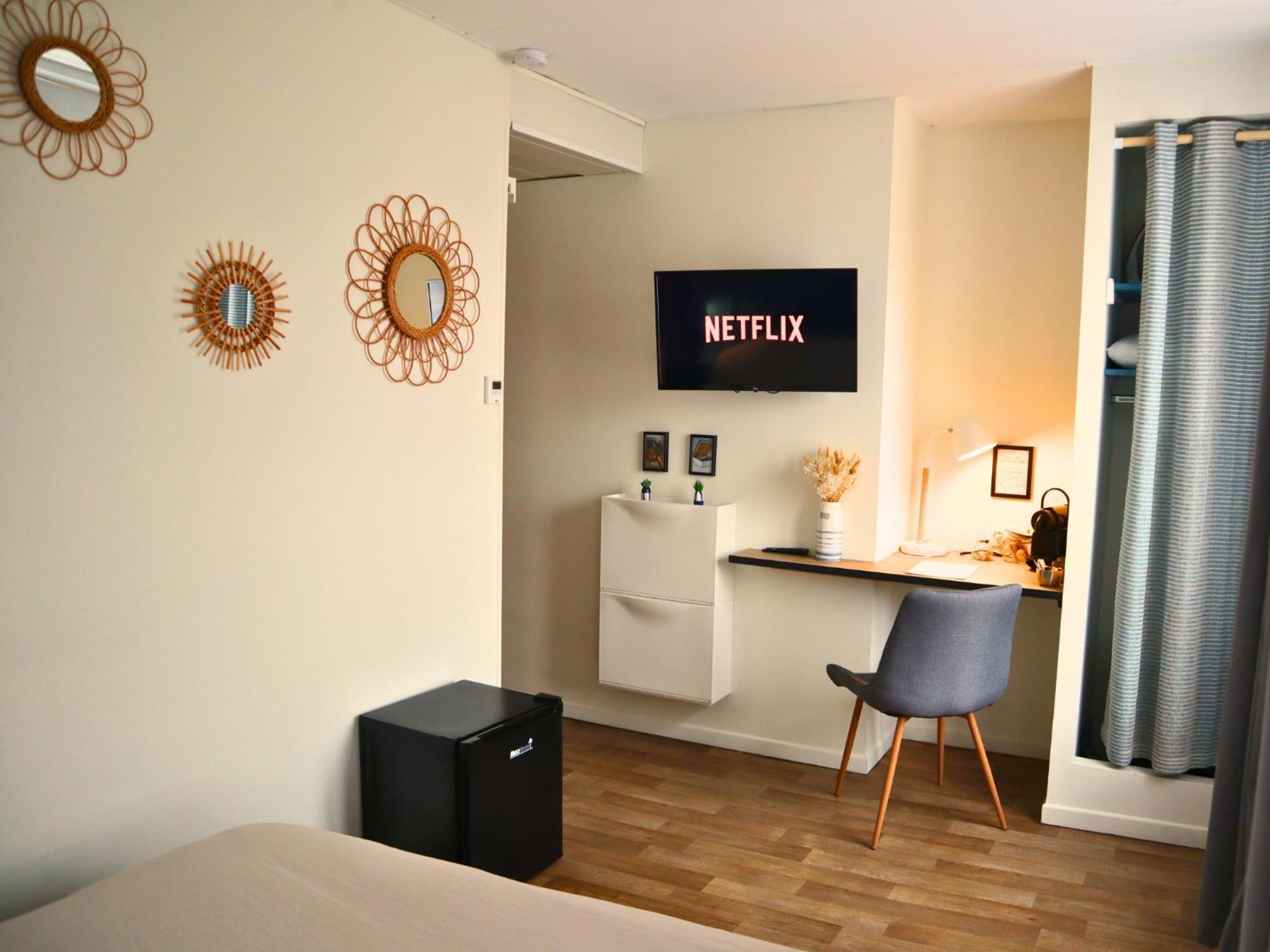Chambre Privative Au Centre De Bourbourg - Proche Commodites Et Gare Extérieur photo